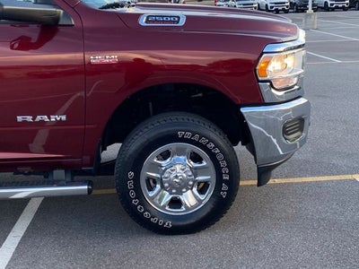 2022 RAM 2500 Tradesman Crew Cab 4x4 6'4' Box