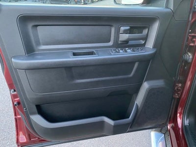2022 RAM 2500 Tradesman Crew Cab 4x4 6'4' Box