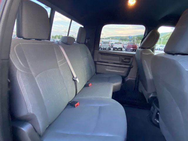 2022 RAM 2500 Tradesman Crew Cab 4x4 6'4' Box