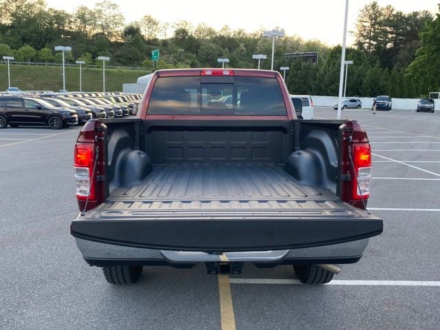 2022 RAM 2500 Tradesman Crew Cab 4x4 6'4' Box