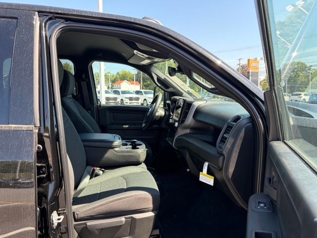 2027 RAM Ram 2500 RAM 2500 BLACK EXPRESS CREW CAB 4X4 6'4' BOX