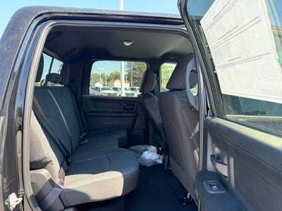2027 RAM Ram 2500 RAM 2500 BLACK EXPRESS CREW CAB 4X4 6'4' BOX