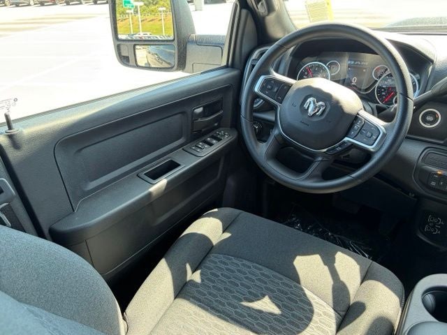2027 RAM Ram 2500 RAM 2500 BLACK EXPRESS CREW CAB 4X4 6'4' BOX