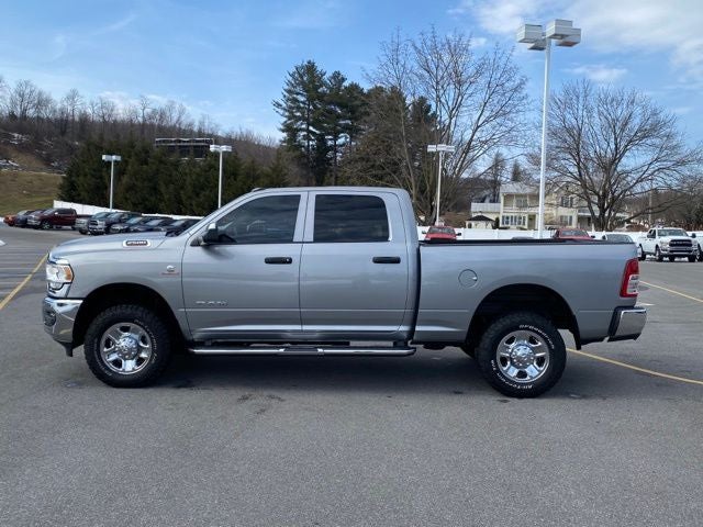 2022 RAM 2500 Tradesman Crew Cab 4x4 6'4' Box
