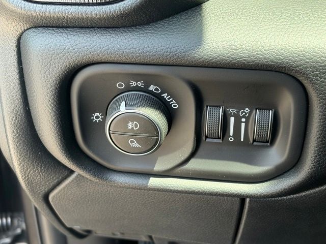 2026 RAM 2500 RAM 2500 REBEL CREW CAB 4X4 6'4' BOX