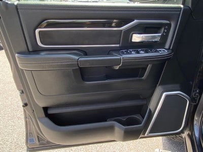 2020 RAM 2500 Laramie Crew Cab 4x4 6'4' Box