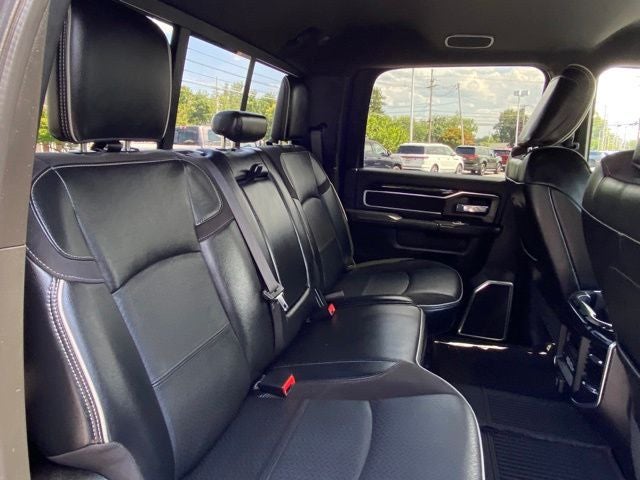 2020 RAM 2500 Laramie Crew Cab 4x4 6'4' Box