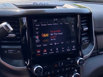 2020 RAM 2500 Laramie Crew Cab 4x4 6'4' Box