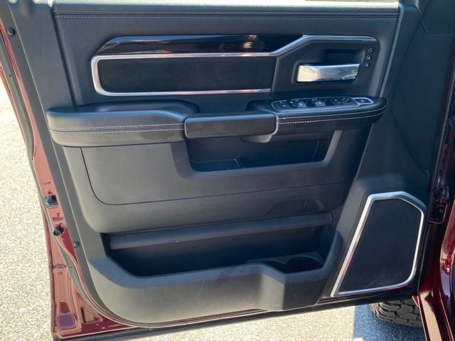 2022 RAM 2500 Laramie Crew Cab 4x4 6'4' Box