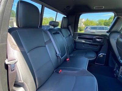 2022 RAM 2500 Laramie Crew Cab 4x4 6'4' Box