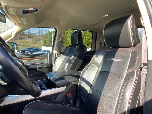 2022 RAM 2500 Laramie Crew Cab 4x4 6'4' Box