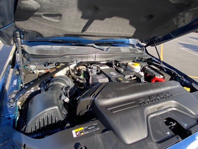 2022 RAM 2500 Laramie Crew Cab 4x4 6'4' Box