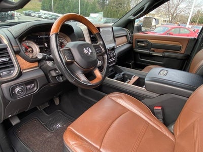 2019 RAM 2500 Longhorn Crew Cab 4x4 6'4' Box