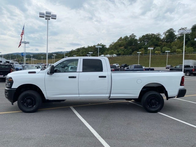 2025 RAM 2500 Tradesman Crew Cab 4x4 8' Box