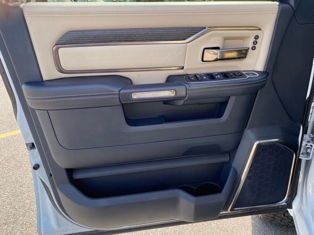 2022 RAM 2500 Limited Mega Cab 4x4 6'4' Box