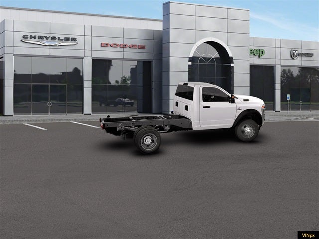 2026 RAM Ram 5500 Chassis Cab RAM 5500 TRADESMAN CHASSIS REGULAR CAB 4X4 60' CA