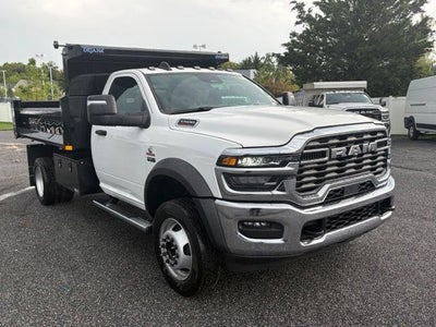2026 RAM 5500 Chassis RAM 5500 TRADESMAN CHASSIS REGULAR CAB 4X4 84' CA