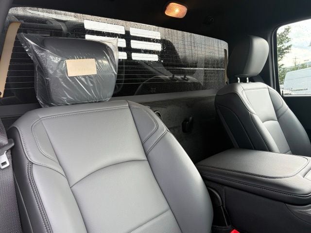 2026 RAM 5500 Chassis RAM 5500 TRADESMAN CHASSIS REGULAR CAB 4X4 84' CA