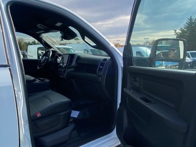 2026 RAM Ram 5500 Chassis Cab RAM 5500 TRADESMAN CHASSIS CREW CAB 4X4 60' CA