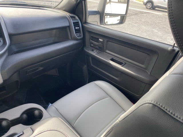 2026 RAM Ram 5500 Chassis Cab RAM 5500 TRADESMAN CHASSIS CREW CAB 4X4 60' CA