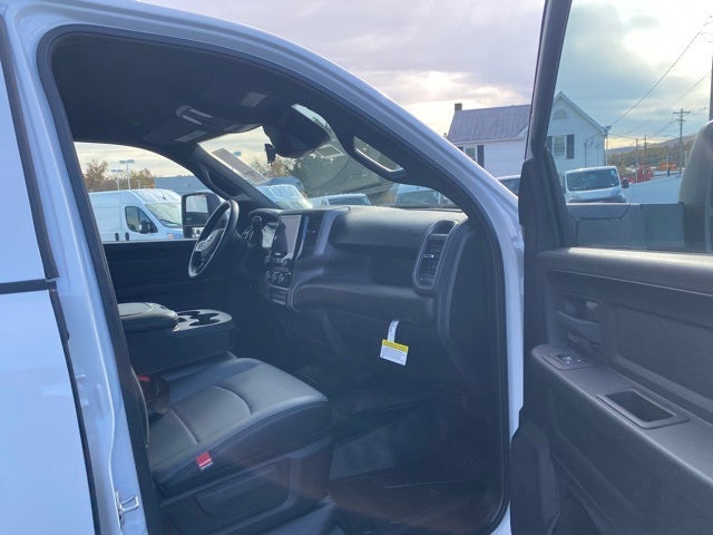 2026 RAM Ram 5500 Chassis Cab RAM 5500 TRADESMAN CHASSIS CREW CAB 4X4 60' CA