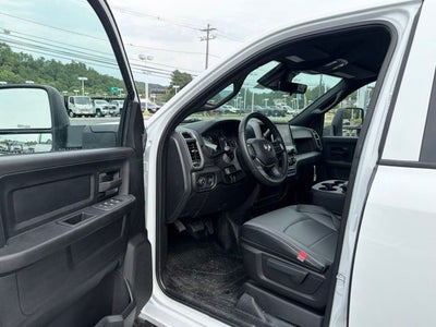 2026 RAM 3500 Chassis RAM 3500 TRADESMAN CREW CAB CHASSIS 4X4 60' CA