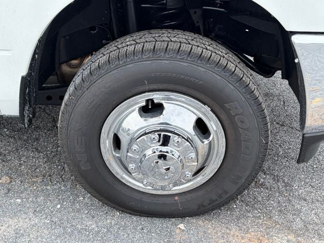 2026 RAM 3500 Chassis RAM 3500 TRADESMAN CREW CAB CHASSIS 4X4 60' CA