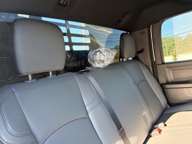 2026 RAM Ram 3500 Chassis Cab RAM 3500 TRADESMAN CREW CAB CHASSIS 4X4 60' CA