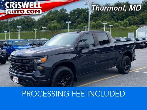2023 Chevrolet Silverado 1500 4WD Crew Cab Short Bed Custom