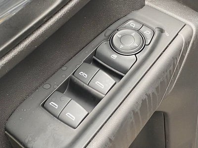2023 Chevrolet Silverado 1500 4WD Crew Cab Short Bed Custom