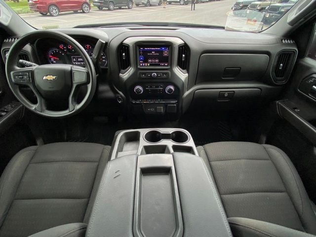 2023 Chevrolet Silverado 1500 4WD Crew Cab Short Bed Custom