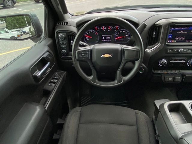 2023 Chevrolet Silverado 1500 4WD Crew Cab Short Bed Custom