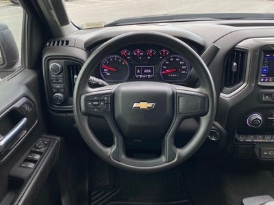2023 Chevrolet Silverado 1500 4WD Crew Cab Short Bed Custom