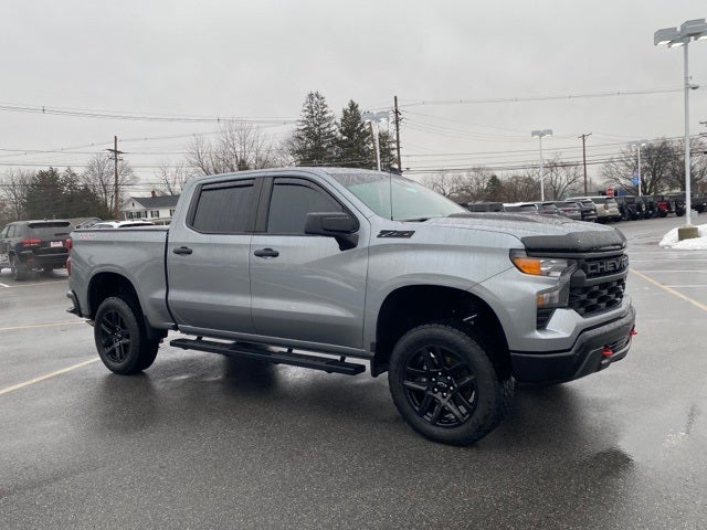 2024 Chevrolet Silverado 1500 4WD Crew Cab Short Bed Custom Trail Boss