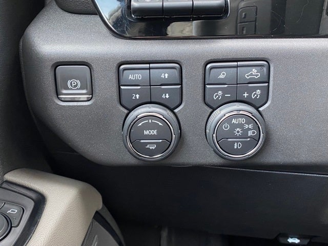 2023 Chevrolet Silverado 1500 4WD Crew Cab Short Bed ZR2