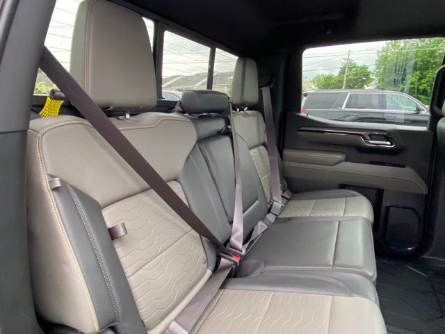2023 Chevrolet Silverado 1500 4WD Crew Cab Short Bed ZR2