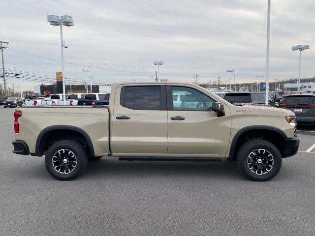 2023 Chevrolet Silverado 1500 4WD Crew Cab Short Bed ZR2