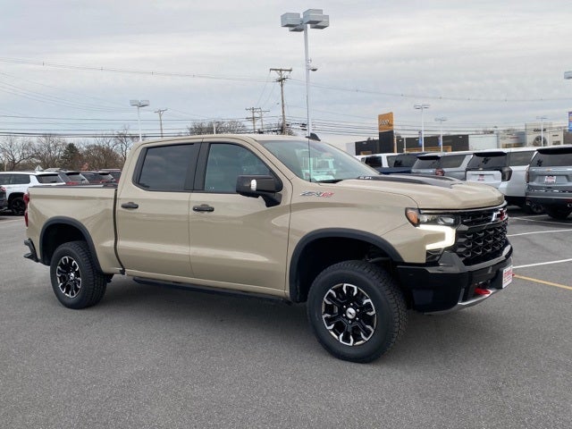 2023 Chevrolet Silverado 1500 4WD Crew Cab Short Bed ZR2