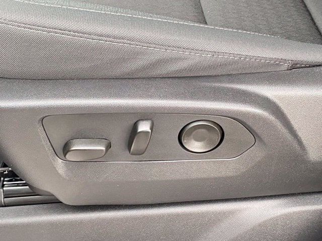 2026 Chevrolet Silverado 1500 4WD Crew Cab Short Bed LT Trail Boss