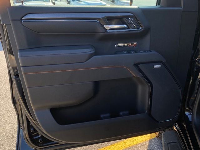 2025 GMC Sierra 1500 4WD Crew Cab Standard Box AT4