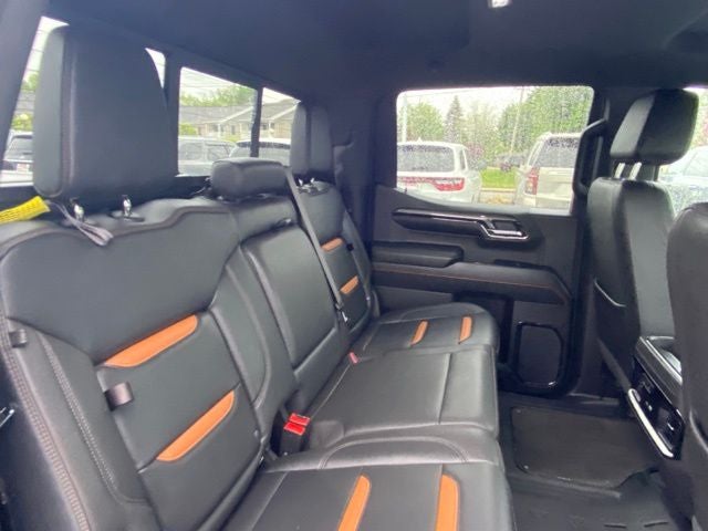 2023 GMC Sierra 1500 4WD Crew Cab Standard Box AT4