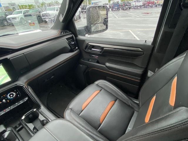 2023 GMC Sierra 1500 4WD Crew Cab Standard Box AT4