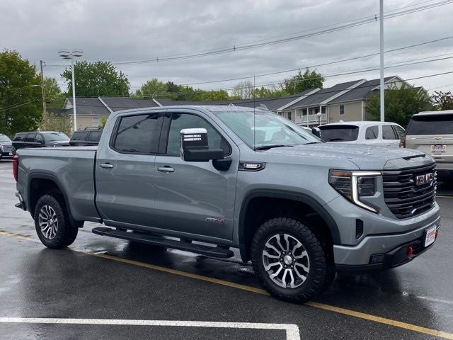 2023 GMC Sierra 1500 4WD Crew Cab Standard Box AT4