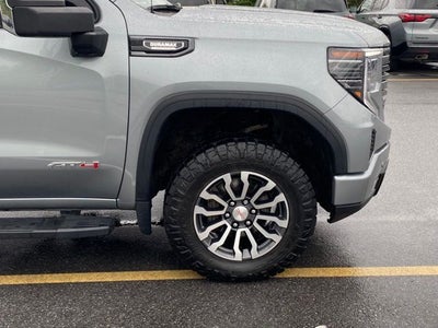 2023 GMC Sierra 1500 4WD Crew Cab Standard Box AT4