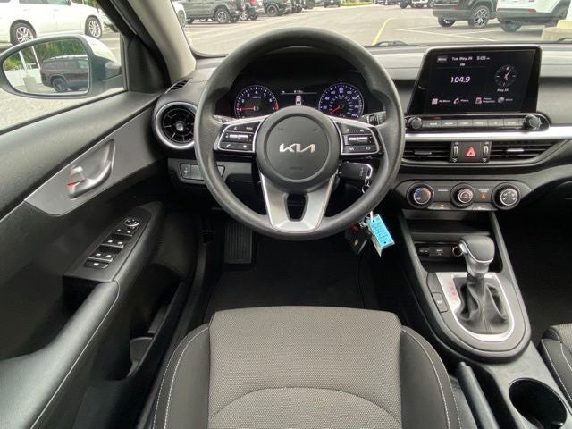 2023 Kia Forte LX