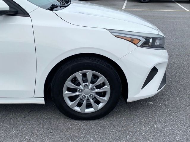 2023 Kia Forte LX