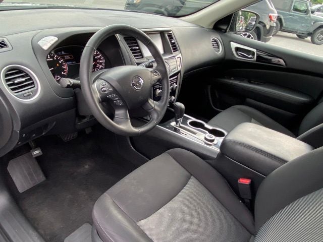 2019 Nissan Pathfinder SV