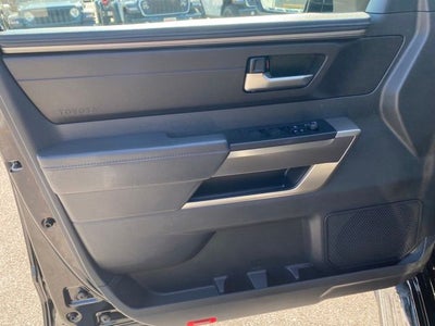2024 Toyota Sequoia SR5