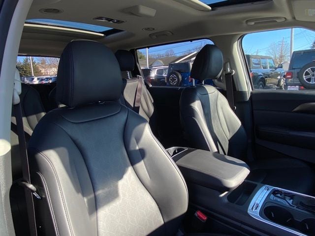 2025 Kia Carnival MPV SX