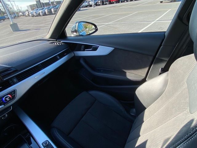 2020 Audi A4 Premium Plus 45 TFSI quattro S tronic
